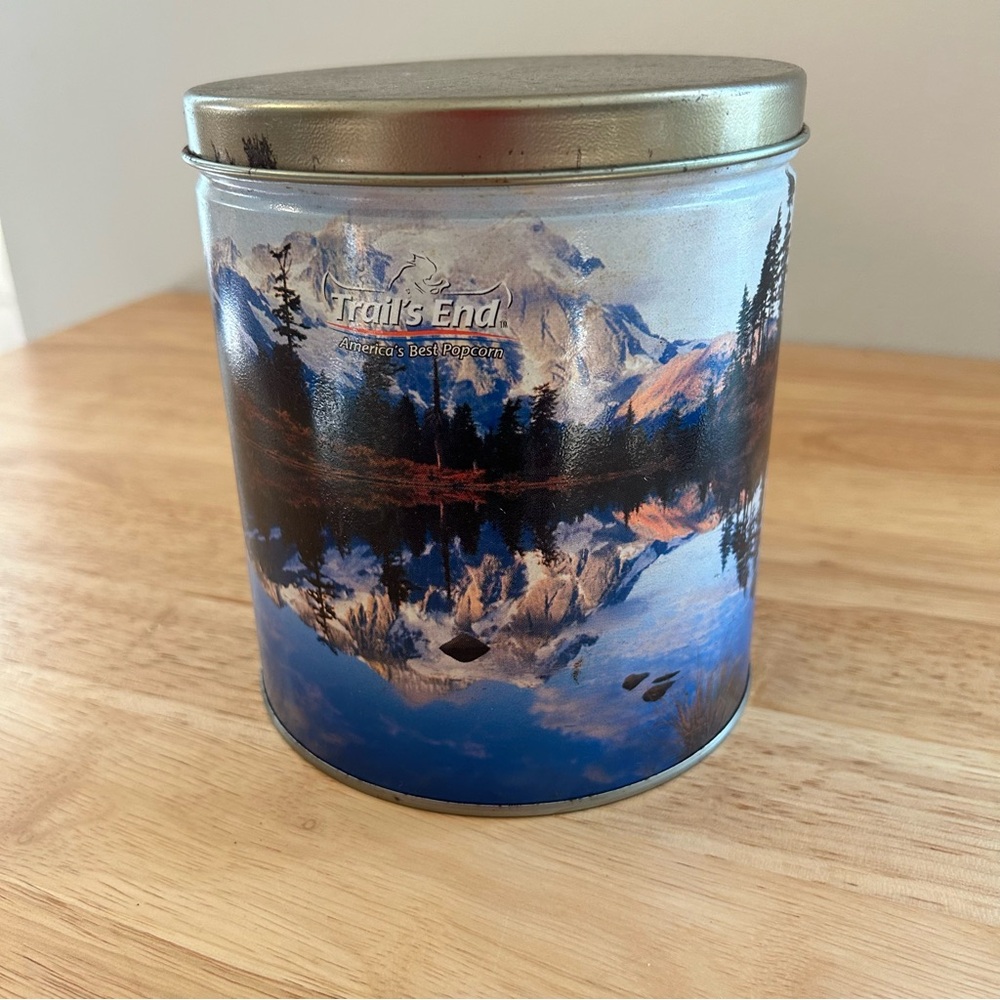 1980’s Vintage TRAILS END POPCORN Collectible Tin Mountain Lake‎ Scene